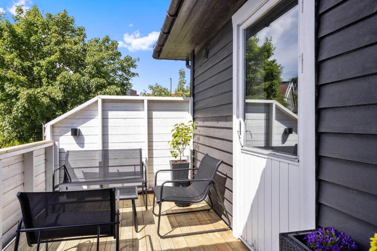 2 Bedroom W/ Parking & Balcony * Tonsberg